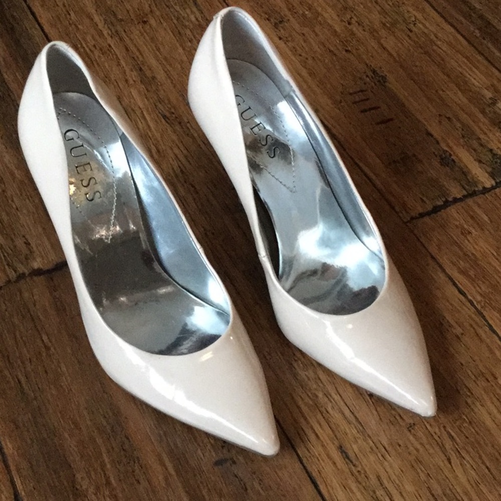 Guess cream patent heels